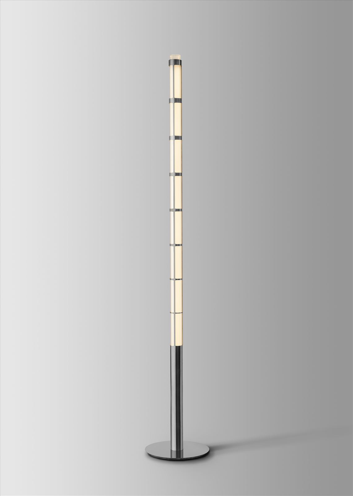 גופי תאורה בקטגוריית: מנורות עמידה  ,שם המוצר: LINEOR