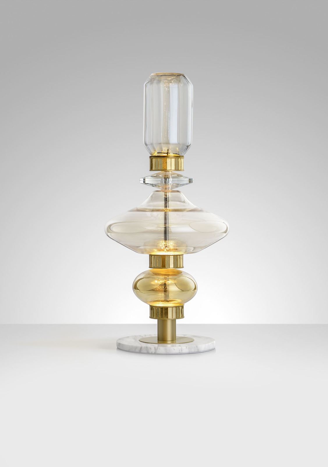 גופי תאורה מקטגוריית: מנורות שולחן  ,שם המוצר: טירנה