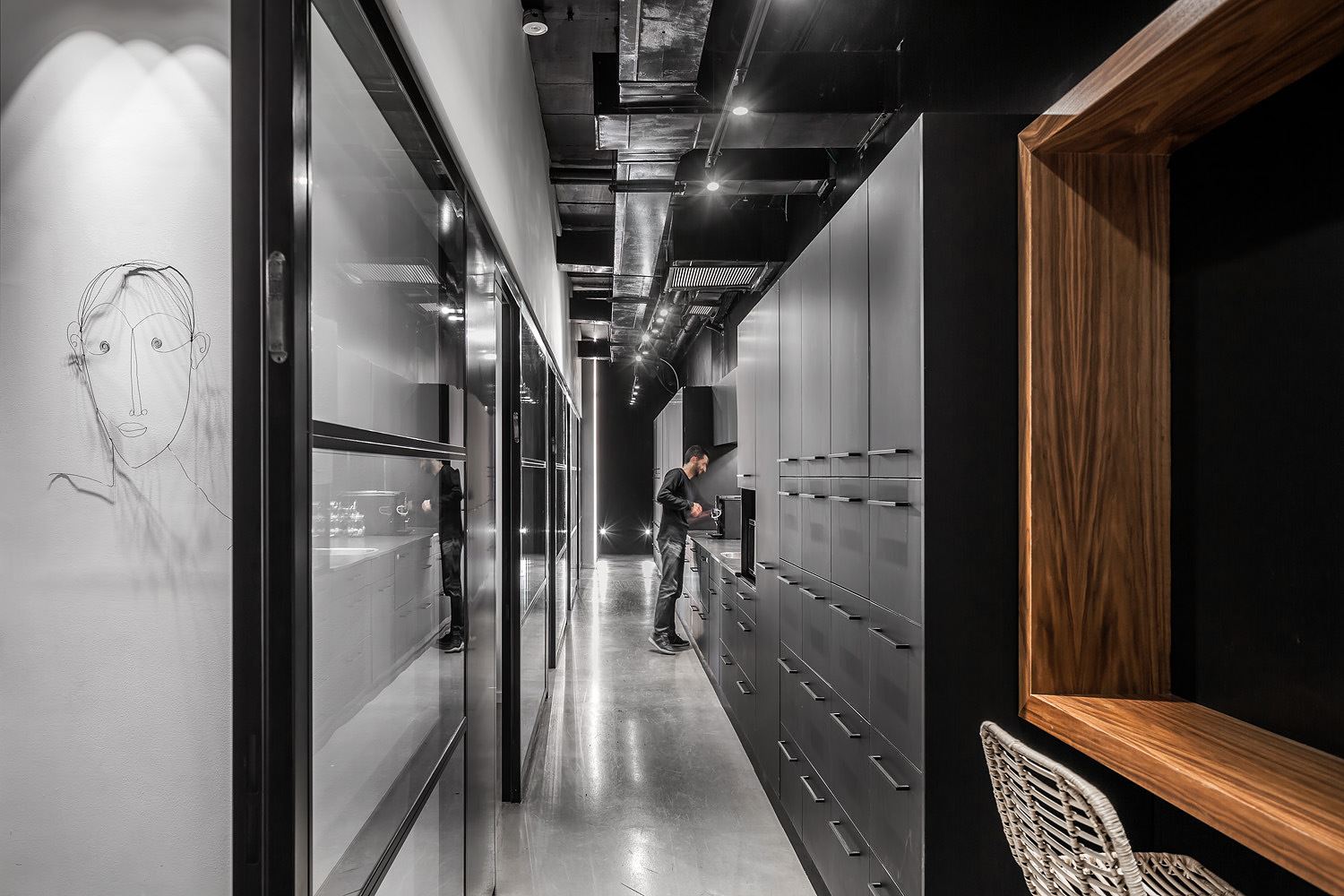 פרויקט תאורה - Adi Naor's offices