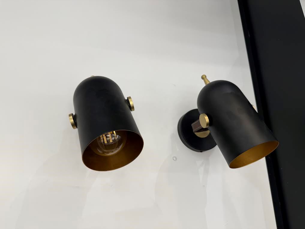 גופי תאורה בקטגוריית: מנורות קיר  ,שם המוצר: מנורת קיר LITHIUM