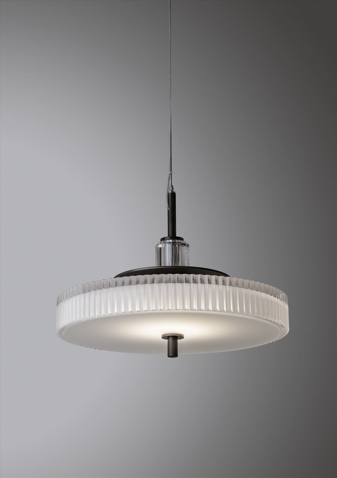 גופי תאורה בקטגוריית: מנורות תליה ,שם המוצר: מ. תליה לארה 