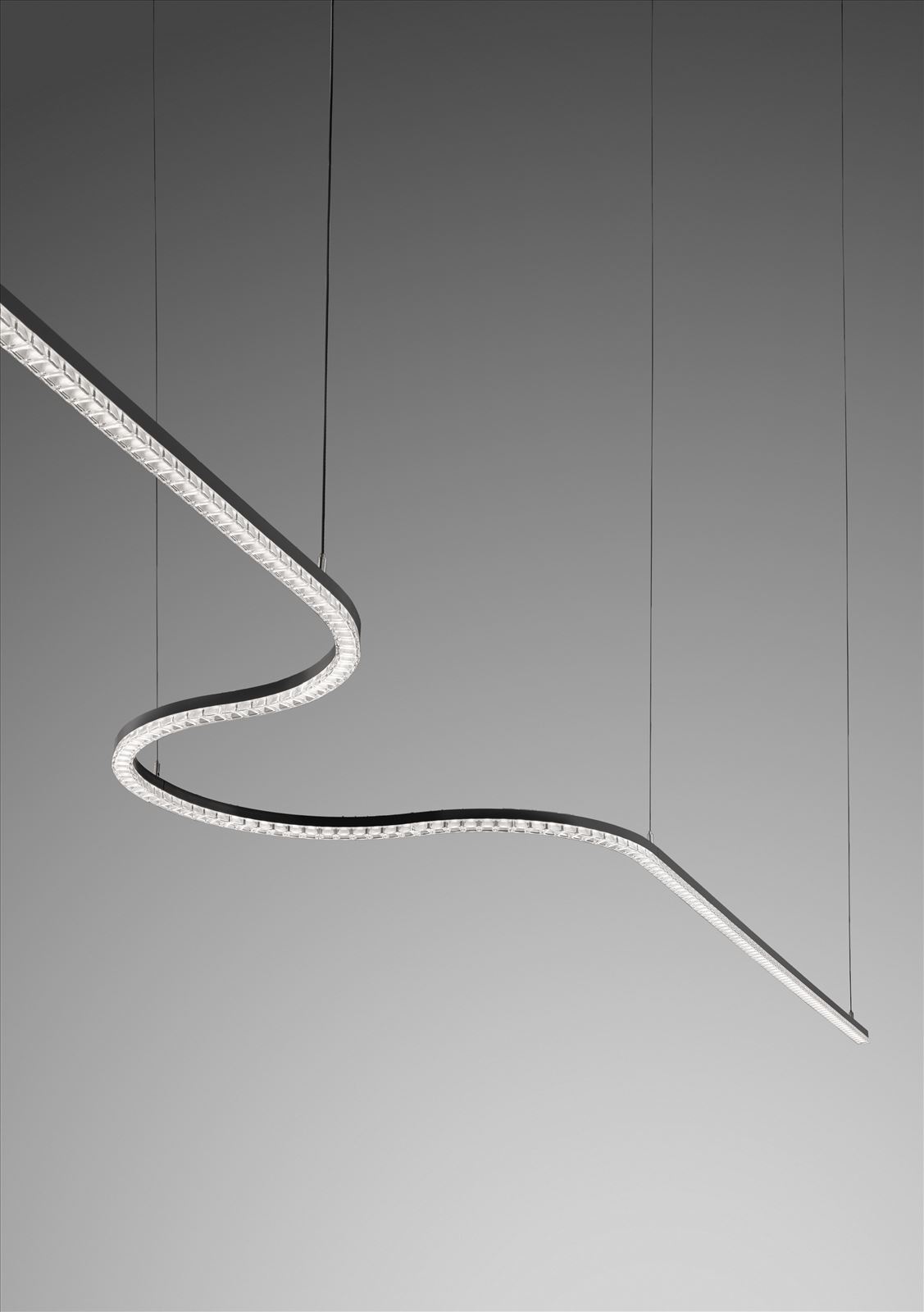 גופי תאורה בקטגוריית: מנורות תליה ,שם המוצר: מ. תליה ישר  OBJECTIV  שחור א-188 