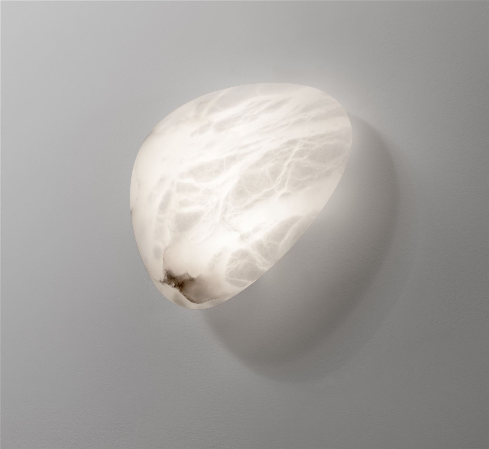 גופי תאורה בקטגוריית: מנורות קיר  ,שם המוצר: מנורת  קיר CANTO ק-20 